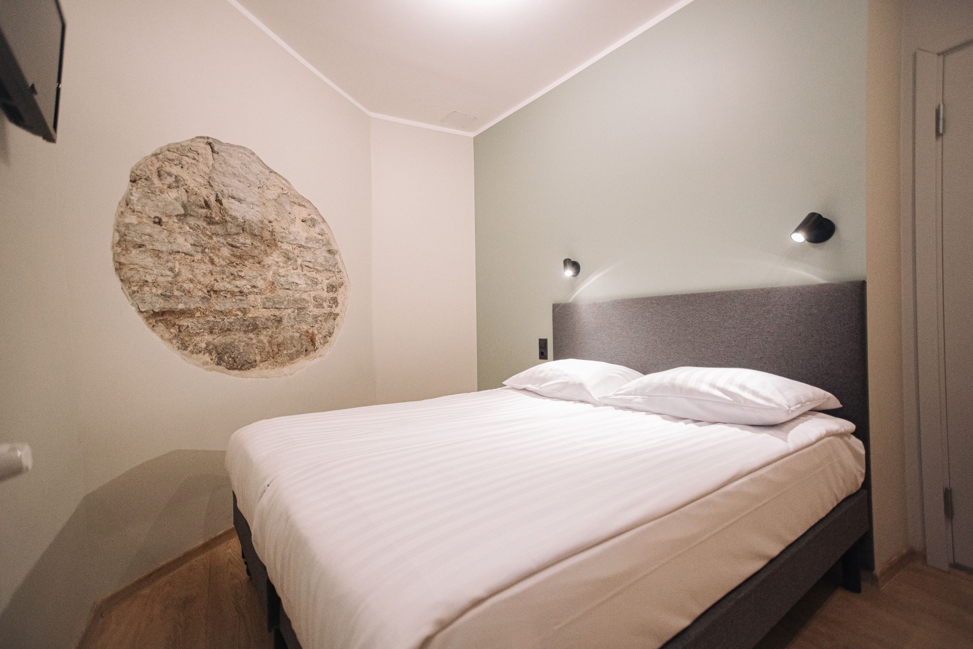 Basement Double room
